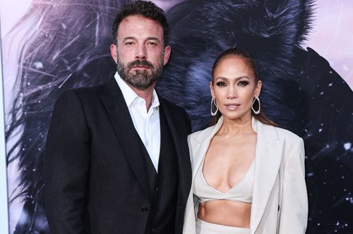 Μπεν Άφλεκ: Η γυμνή selfie στο μπάνιο που δημοσίευσε η Τζένιφερ Λόπεζ για την γιορτή του Πατέρα