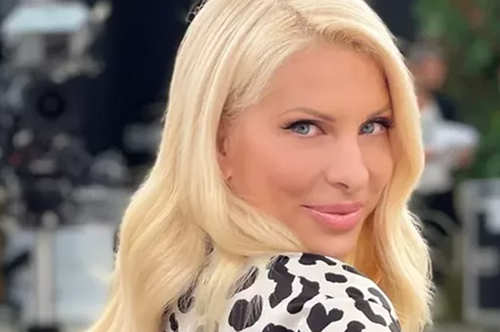 Ελένη Μενεγάκη: Τα 7 αντιγηραντικά μυστικά της που την κάνουν να δείχνει 10 χρόνια νεότερη