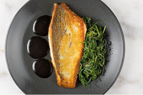 TASTY AWARDS 23 | Ποια είναι τα αγαπημένα ελληνικά εστιατόρια της πόλης;