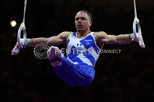 Λευτέρης Πετρούνιας για το 6ο χρυσό μετάλλιο: Με έβλεπαν τα κορίτσια μου και λύγισα