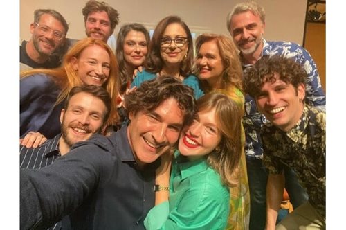 Η Χάρις Αλεξίου αποχαιρετά το Maestro