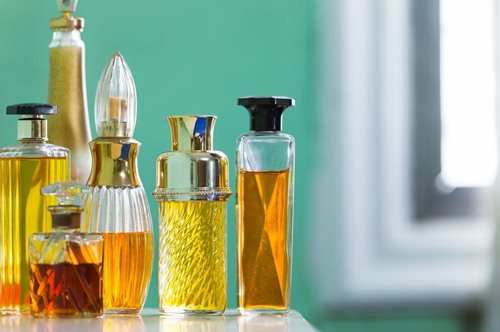 Φτιάξε (ή ανανέωσε) την δική σου αρωματική γκαρνταρόμπα