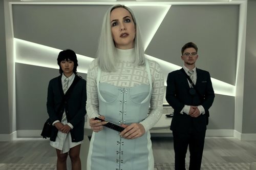 Η Πτώση του Οίκου των Άσερ: Η νέα κορυφαία σειρά του Netflix βουτά στον κόσμο του Πόε για να αφηγηθεί ένα σκοτεινό παραμύθι απληστίας και ίντριγκας