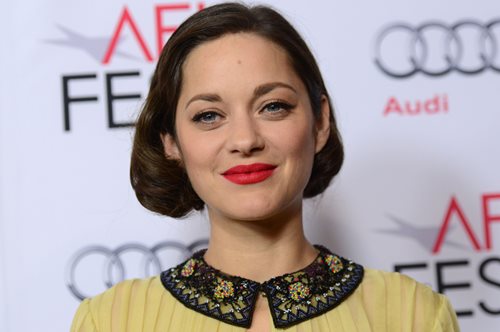 Κόκκινα χείλη: Πως να πετύχετε το πιο γοητευτικό beauty look των Γαλλίδων