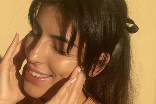 Δοκίμασα τη viral ρουτίνα περιποίησης που χαρίζει τέλεια λάμψη στην επιδερμίδα