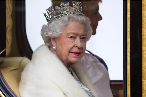 Μαθήματα καλής υγείας και μακροζωίας από τη βασίλισσα Ελισάβετ