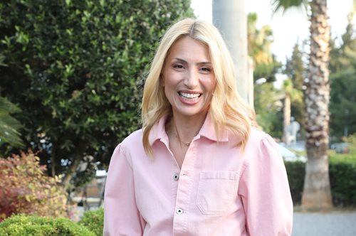 Μαρία Ηλιάκη | Αναδιαμορφώνει τη βεράντα του σπιτιού της για το καλοκαίρι