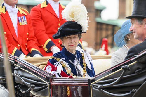 Η ασυνήθιστη διατροφή της 73χρονης πριγκίπισσας, Άννα, και η 