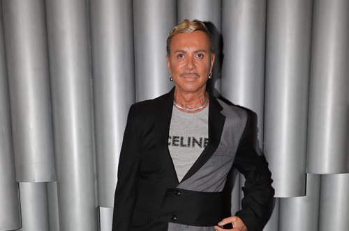 Ο Λάκης Γαβαλάς αποκαλύπτει πώς να φορέσουμε σωστά το μαγιό, ώστε να αναδείξουμε την σιλουέτα μας