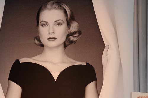 Η εκπληκτική ομοιότητα της Καμίλ Γκότλιμπ με την γιαγιά της, Γκρέις Κέλι