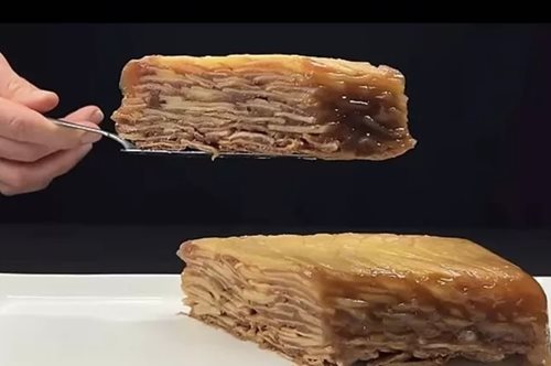 Αυτή είναι η φανταστική ζουμερή μηλόπιτα χωρίς ζύμη - Νοστιμιά σε λίγα λεπτά