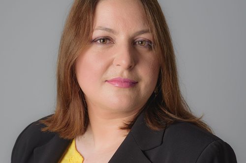 Κολωνός: 10.000 ευρώ φέρεται πως πρότεινε η σύζυγος του 53χρονου, Ελισάβετ Λέκκα, στην οικογένεια για να αποσιωπήσει το γεγονός