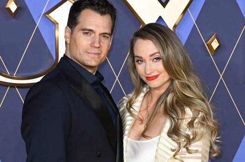 Χένρι Κάβιλ: Επιβεβαίωσε ότι περιμένει το πρώτο του παιδί με την Νάταλι Βισκούζο