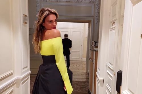 Σίλια Κριθαριώτη: Με μπικίνι σε λίμνη της Ελβετίας