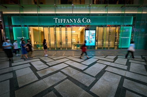 Πώς ο αρχιτέκτονας Peter Marino μετέτρεψε σε γκαλερί το κατάστημα του Tiffany στη Νέα Υόρκη