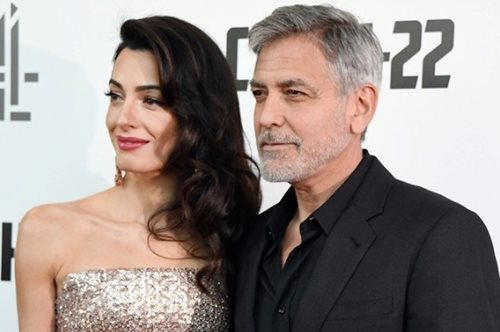 Ίδρυμα Κλούνεϊ : Να διώκονται για εγκλήματα πολέμου όσοι πωλούν αρχαιότητες που κλάπηκαν από εμπόλεμες ζώνες