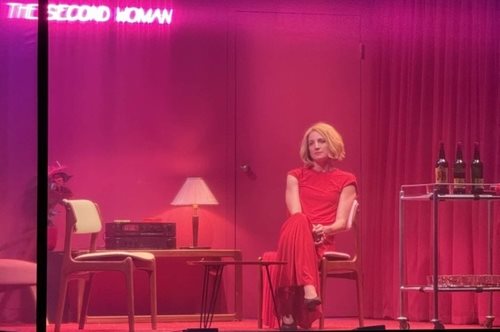 H Στεφανία Γουλιώτη αποκαλύπτει τι έκανε μετά τον 24ωρο εξαντλητικό θεατρικό μαραθώνιο 