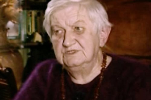 Το κορίτσι που έλαμπε στη 