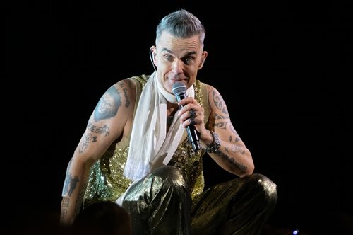 Όταν ο Ρόμπι Γουίλιαμς γνωρίστηκε με την Τζέρι Χάλιγουελ στις συναντήσεις των Ανώνυμων Αλκοολικών