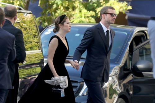 Φίλιππος Νιάρχος jr. - Βικτώρια Νιάρχου | Τα δύο παιδιά του Σταύρου Νιάρχου και της Ντάσα Ζούκοβα ποζάρουν για πρώτη φορά μαζί