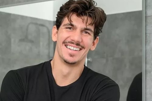 Παύλος Γαλακτερός: Αυτή είναι η πανέμορφη και μοντέλο σύντροφός του