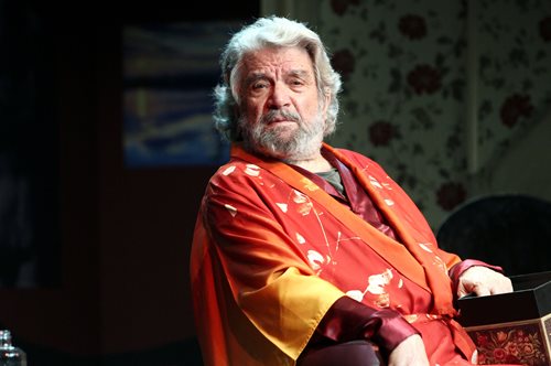 Άγγελος Αντωνόπουλος: O gentleman του ελληνικού θεάτρου κλείνει σήμερα τα 91 του χρόνια