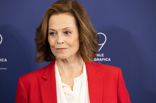 Σιγκούρνι Γουίβερ: 