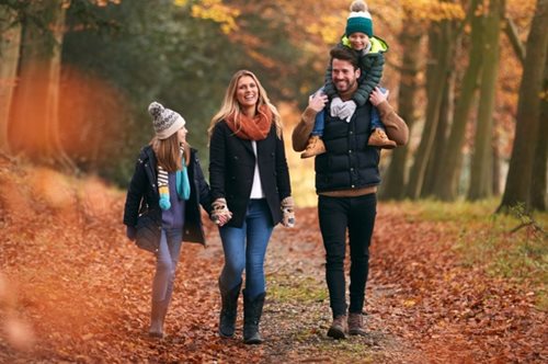 Family Getaway: Τα stylish looks για όλη την οικογένεια