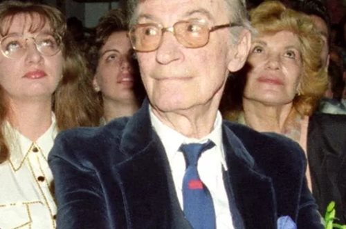 Σπάνια εμφάνιση για τις κόρες του Ντίνου Ηλιόπουλου