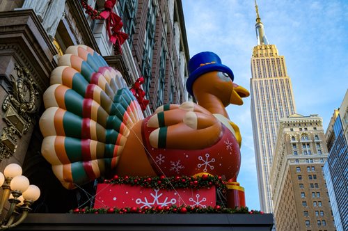 Thanksgiving Day: Οι Αμερικανοί γιορτάζουν σήμερα εντυπωσιακά, την παραδοσιακή εορτή των Ευχαριστιών