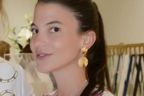 Δήμητρα Κούστα: Η σπάνια εμφάνιση και το (ογκώδες) διαμαντένιο δαχτυλίδι της