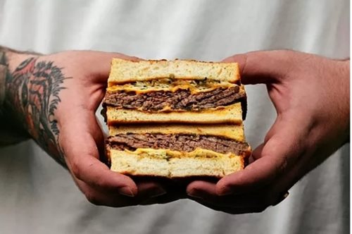 Τελικά, πού τρώει σάντουιτς η Αθήνα;