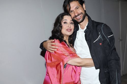 49 χρόνια πριν: Όταν η Μαρία Τζομπανάκη συμμετείχε το 1975 στα πιο επεισοδιακά ελληνικά καλλιστεία