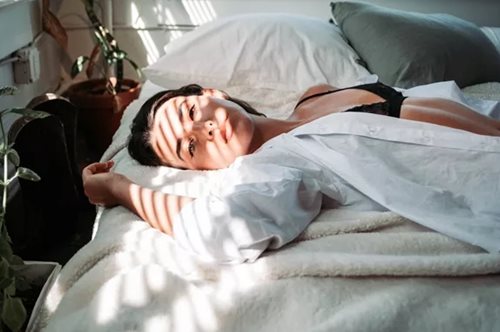 Πώς ο ύπνος μπορεί να επηρεάσει το βάρος μας;