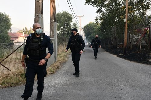 Τραγωδία στην Ανθούσα: Αυτοκτόνησε ηλικιωμένος όταν είδε το σπίτι του να καίγεται