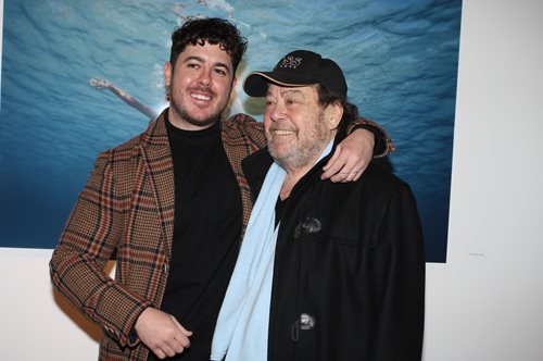 Μιχαήλ Βαρθακούρης: Το σπάνιο κλικ του πατέρα του και η εντυπωσιακή ομοιότητά τους