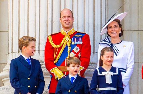 Κέιτ Μίντλετον: Η ανάλαφρη πλευρά της βασιλικής οικογένειας μέσα από μια φωτογραφία