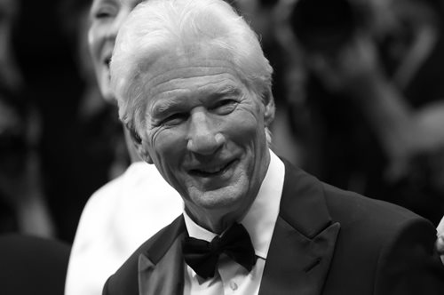 Ρίτσαρντ Γκιρ: H μεγάλη επιστροφή με πρωταγωνιστικό ρόλο στο θρίλερ 