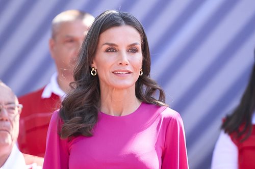 Βασίλισσα Λετίσια: Με το παλτό που χρειάζεται κάθε γυναίκα στη χειμερινή γκαρνταρόμπα της