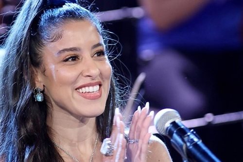 Η Μαρίνα Σάττι πήρε το πρώτο της βραβείο στα MAD - Οι σπόντες από την Αθηναΐδα Νέγκα