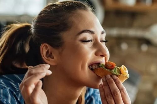 Διαλειμματική νηστεία χωρίς να πεινάς: Tips που θα σε βοηθήσουν