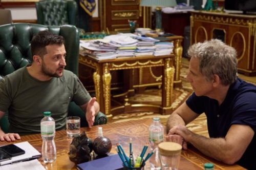 Τι κοινό έχει ο Μπεν Στίλερ με τον Βολοντίμιρ Ζελένσκι;