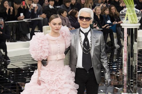 Met Gala 2023: Αφιερωμένο στον θρύλο της Μόδας Καρλ Λάγκερφελντ