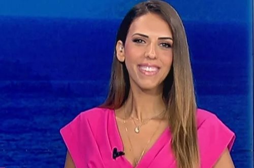 Έγκυος σε δίδυμα η Μαρία Βούσουλα: Με ποιον διάσημο δημοσιογράφο είναι παντρεμένη;