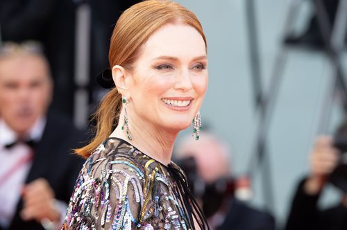 Η Τζούλιαν Μουρ γίνεται η νέα μούσα του Πέδρο Αλμοδοβάρ