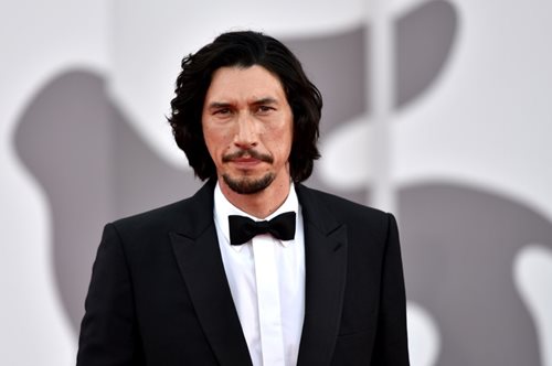 Ανταμ Ντράιβερ: Επιβεβαίωσε ότι η κόρη του ήρθε στον κόσμο πριν από 8 μήνες