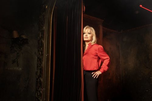 Έτος 1987: Όταν η Αγγελική Νικολούλη παντρεύτηκε με κουμπάρο τον Κωνσταντίνο Καραμανλή