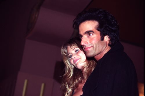 Όταν ο Ντέιβιντ Κόπερφιλντ ήταν αρραβωνιασμένος με την Κλόντια Σίφερ