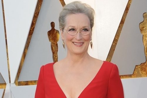 Μέριλ Στριπ: Αυτή είναι η αέρινη εμφάνιση της 74χρονης ageless muse