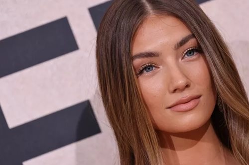 Το αντηλιακό προσώπου που αλλάζει χρώμα - και έχει εκατομμύρια αναζητήσεις στα social media